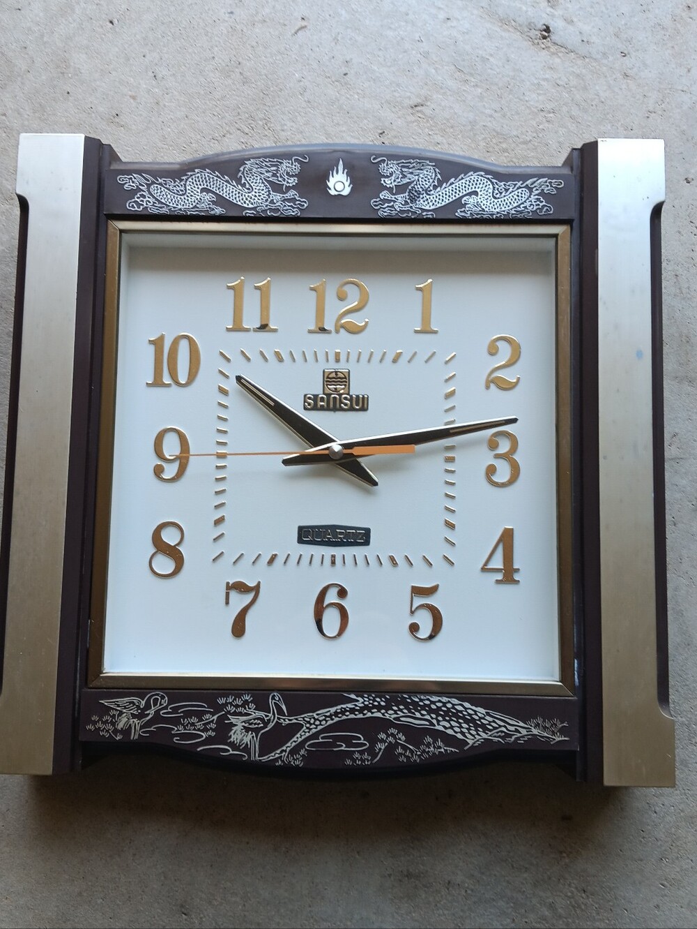 Vintage Sansui Quartz Dragon Wall Clock EUC